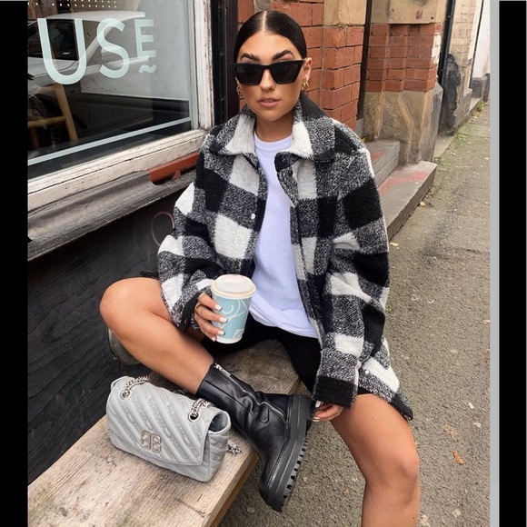 🖤 SOLD!! 🖤 - Picture 2 of 7